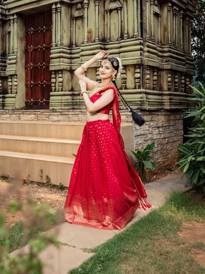 A duplicate of 87, highlighting the bride's graceful posture.