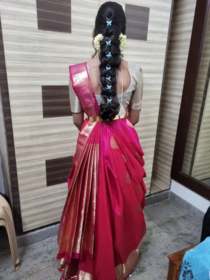 Another view of the can-can drape from the back, showing how the pleats are fanned out over the can-can skirt to create a lehenga-like appearance.