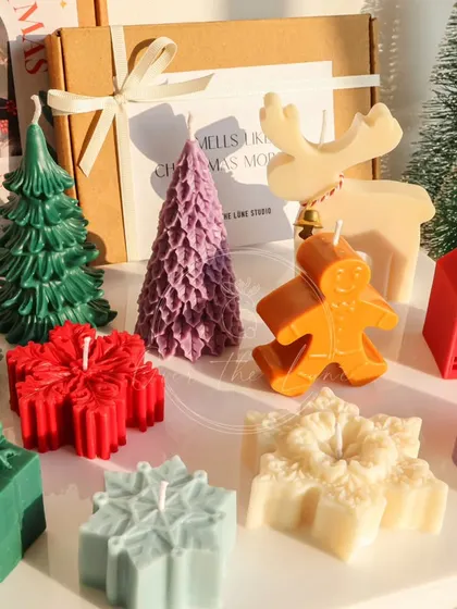 More of my colorful Christmas collection, ready to bring holiday cheer.