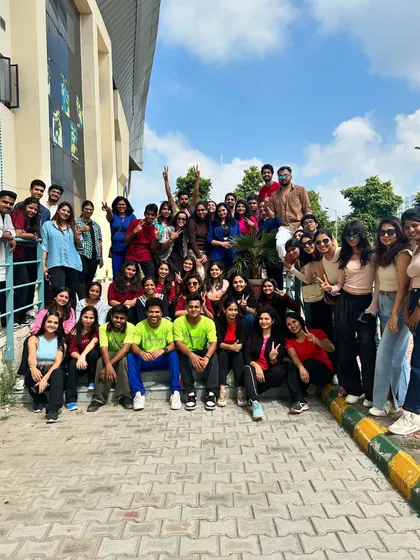 The energy is palpable in this group photo. Parents, kids, and adults all came together for an amazing DANCE KORNER weekend.