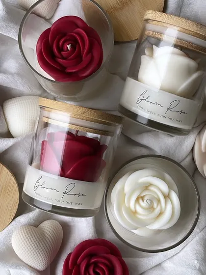 The Bloom Rose candles are perfect for romantic gifts, anniversaries, or Valentine's Day.