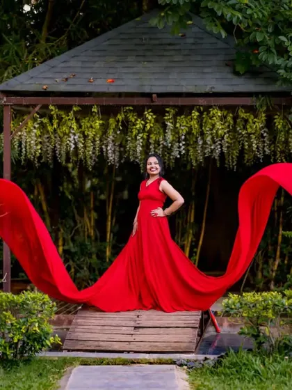 This is the same red flying dress as in image 93, showing its versatility for different solo poses.