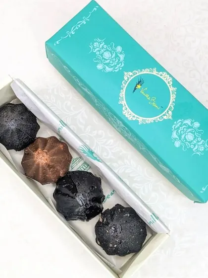 Our assorted Cake Modak box, elegantly packaged and perfect for gifting during the Ganesh Chaturthi festival.
