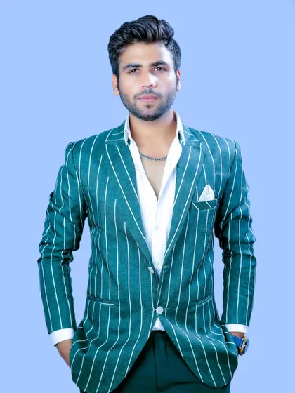 A positive thought in the morning can change your whole day. A picture from a photoshoot, spreading positive vibes.