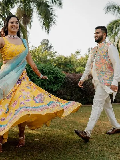 A collection of fun and vibrant moments from a sun-drenched Haldi. From playful entries to candid portraits, we capture the complete story of this joyous celebration.