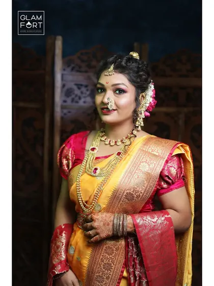 This beautiful Maharashtrian bride look was created by a student. I encourage them to practice and perfect different regional bridal styles during our course.