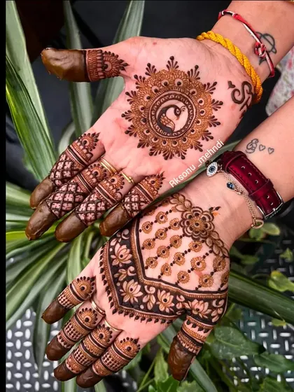 This collection showcases my love for minimalist mandalas and motifs. These designs are perfect for guests or anyone seeking a simple yet elegant touch of henna art.
