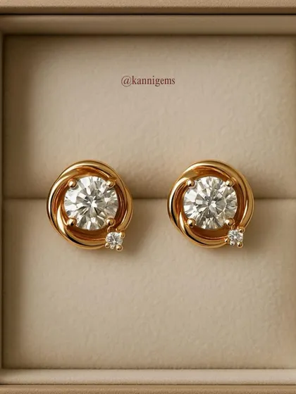 Designed to complement your every move, these gold and diamond studs blend timeless craftsmanship with a modern, swirling edge. They are the kind of piece that never needs an occasion.