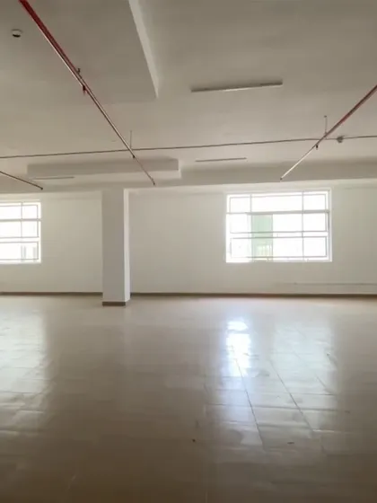 The DHL office space before we began our work. A blank canvas like this is where we see endless potential to build a functional and inspiring environment.