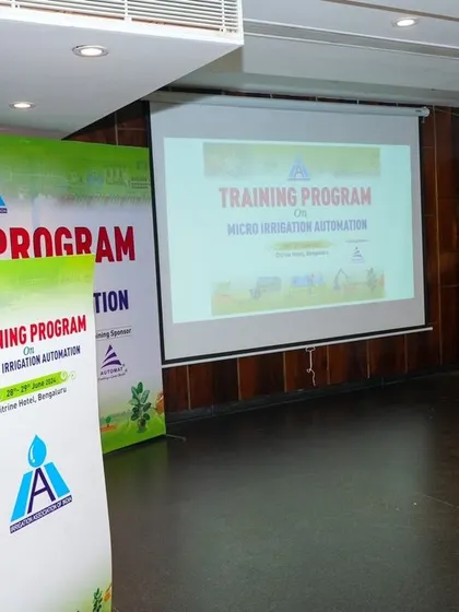 Another speaker at the IAI training program.