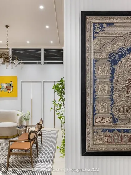 At the clinic's entrance, I created a striking juxtaposition of old and new. An intricate, traditional Indian artwork from the client’s collection is mounted on contemporary fluted paneling. This blend of heritage and modern design immediately establishes a sense of warmth, culture, and timeless elegance.