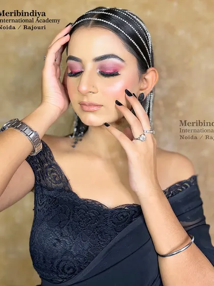 This pose highlights the sleekness of the hair and the sparkle of the accessories, perfect for a celebrity-inspired look.