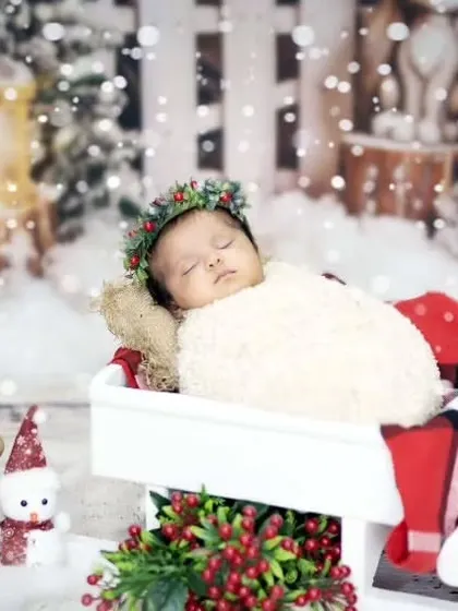 A wider view of the winter wonderland I created for this newborn Christmas shoot. I love designing detailed and immersive themes.