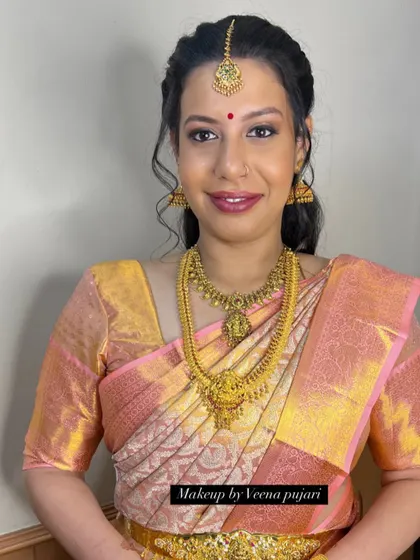 The beautiful Shruthi from Canada, ready for a family wedding. Her look is a perfect blend of tradition and elegance.