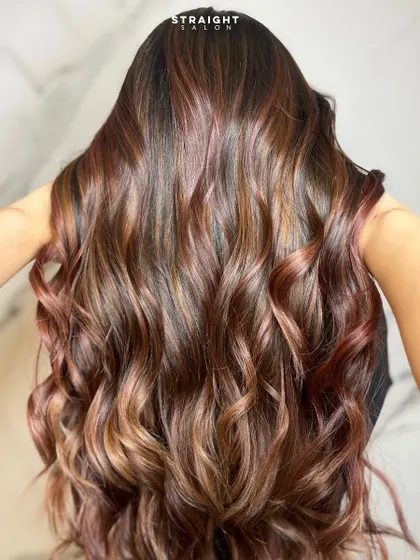 Red, copper, and caramel blended to perfection. This multi-tonal look is a true work of art.