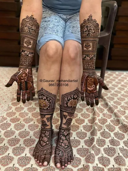 A complete head-to-toe bridal look. This set includes matching, detailed designs for both hands and feet, creating a cohesive and stunning look for your wedding ceremonies.