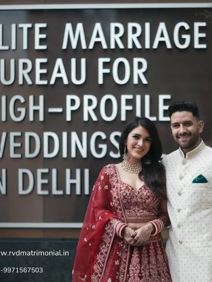 I run an elite marriage bureau for high profile weddings in Delhi. I offer discreet and premium services for discerning clients.