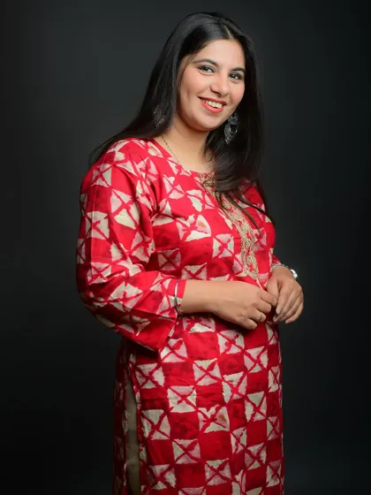 A friendly and approachable portrait for a matrimonial profile. The traditional kurta and warm smile present a wonderful first impression.