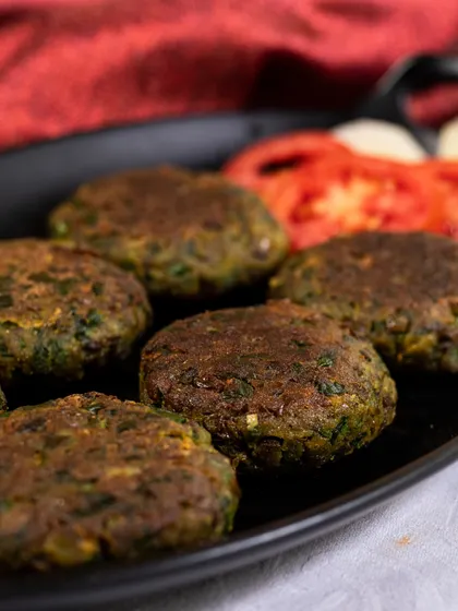 Looking for a healthy yet delicious snack option? My Masoor Palak Tikki is made with protein-rich masoor dal and nutrient-dense palak.