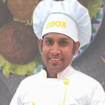 Bring the rich flavors of Arabia to your home with one of my expert chefs. They can create a culinary journey with authentic dishes, perfect for a unique at-home dining experience.