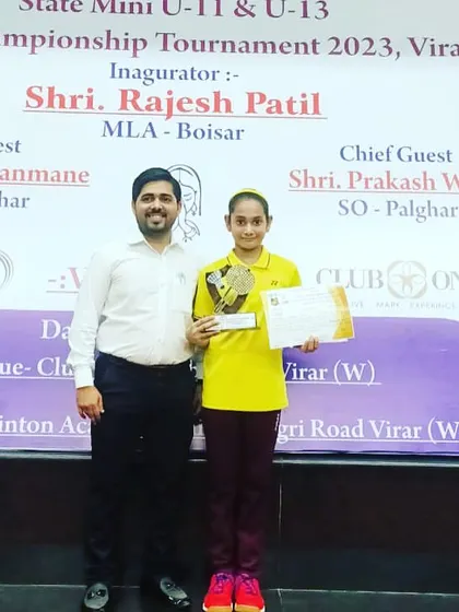Coach Mayuresh Patil with our state-level runner-up, Aditi Yadav. We are always there to support our players.