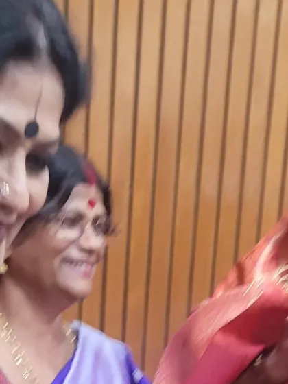 Congratulating Guruji Durga Charan Ranbir. His contributions to the world of Odissi dance are immense.