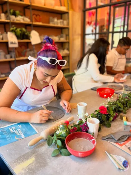 We love when our guests share their experiences. Here's a look at our Valentine's workshop, where participants made heart-shaped frames and other themed creations.