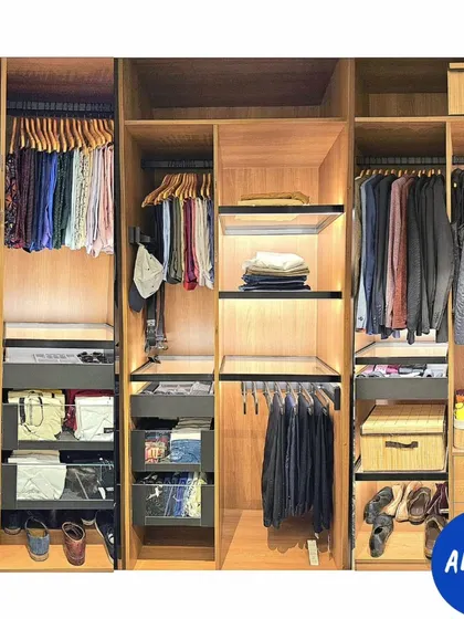 This is the 'after' of a walk-in closet we set up for a client's new home. By creating a system with clear visibility and easy access, we turned this space into a calm, boutique-like experience for stressful mornings.