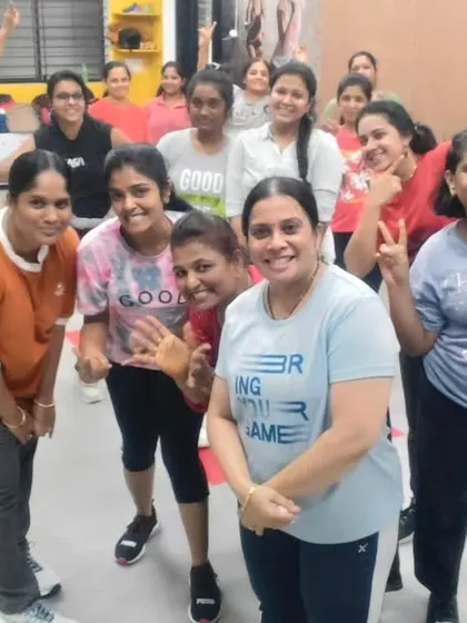 A packed house at Finix Basavanagudi. No Monday blues here, just high energy, fun workouts, and a community that loves to get fit together.