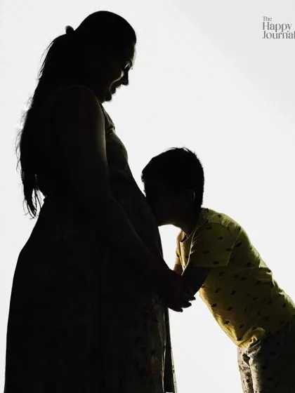 Welcoming a new baby is a family affair. I love creating these artistic silhouette portraits that beautifully capture the bond between a mother and her older child as they wait for the new arrival.
