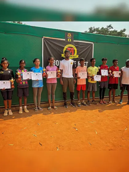 A lineup of all the prize winners from the CS 7 U-14 ATB Open, showcasing the depth of talent at the event.