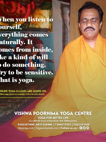 This is the core of my teaching: "When you listen to yourself, everything comes naturally." Yoga is not just about physical postures; it is about developing the sensitivity to hear your inner voice. Here I am in a state of meditation, a practice I teach to help you connect with your true self.