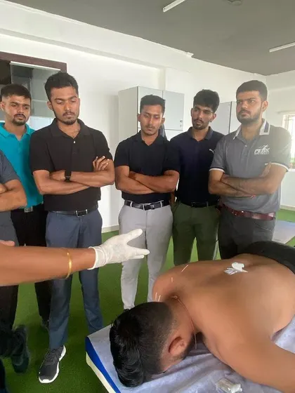 This is a look into our team's continuous professional development, focusing on advanced techniques like dry needling. This therapy is used to release trigger points and relieve deep muscle pain, helping accelerate recovery.
