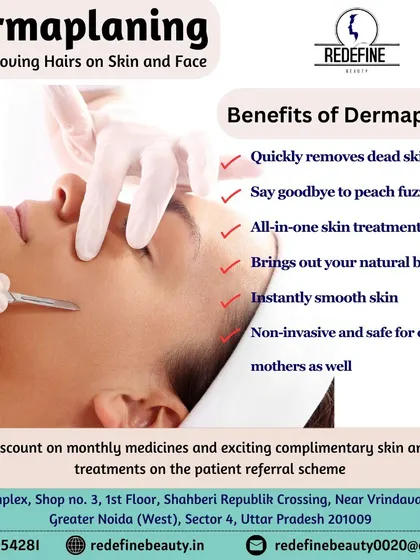 Dermaplaning is a gentle exfoliation method for removing dead skin cells and "peach fuzz" from the face. This graphic shows its benefits, including instantly smooth skin and bringing out your natural beauty.