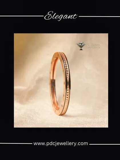 An elegant and simple rose gold bracelet. The subtle engraved pattern makes it a perfect piece for daily wear, either alone or stacked with other bracelets.