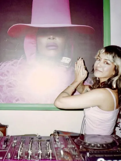 Paying my respects to the queen, Erykah Badu. Artists like her are a huge inspiration for my own musical journey.