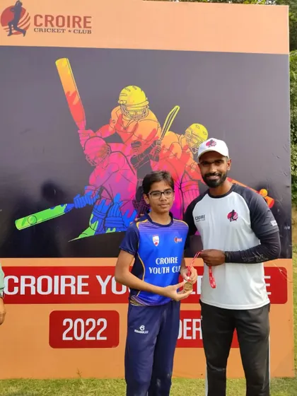 Harsh Joshi, who took 4 wickets, being recognized as the Best Bowler.