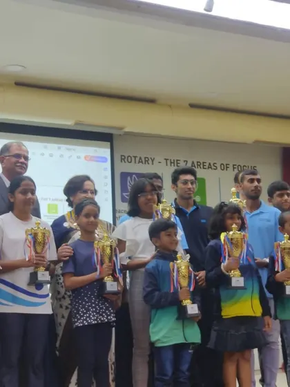 A group photo of all the proud winners holding their trophies at the UTPULTA Non-Medallist Competition award ceremony.
