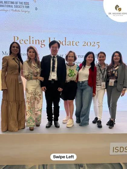 Posing with the international faculty after a session on chemical peels at ISDS 2025. Continuous learning is the key to excellence in dermatology.