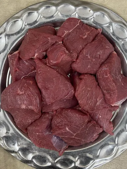 I offer a 20% discount when you buy 6kgs or more of our Buffalo Boneless Meat, making it an economical choice for stocking your freezer.