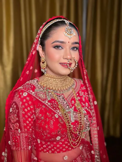 My gorgeous bride Aditi, who wanted a classic Indian bridal look. The result is this beautiful, radiant makeup that enhances her features perfectly.