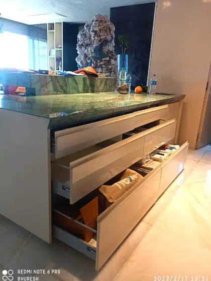 A look inside the island drawers, showcasing the deep and spacious tandem box system I use for storing pots, pans, and other large items. The soft-close mechanism ensures smooth and silent operation.