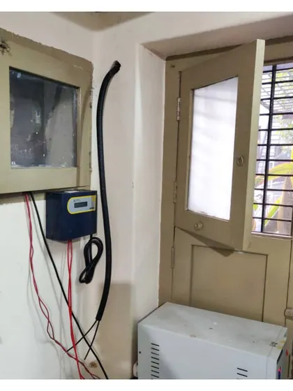 Going solar doesn't have to be a huge initial investment. This image shows a conventional home UPS that we've made solar-compatible using a simple retrofit kit, a budget-friendly way to start your solar journey.