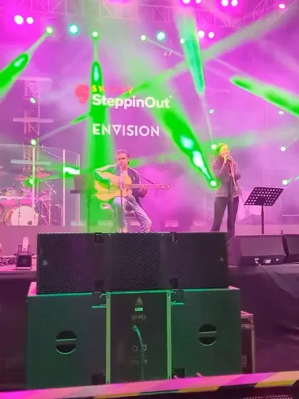 Opening for Armaan Malik at the SteppinOut Envision concert. The green lasers and the roar of the crowd made this night absolutely unforgettable. So grateful for this experience.