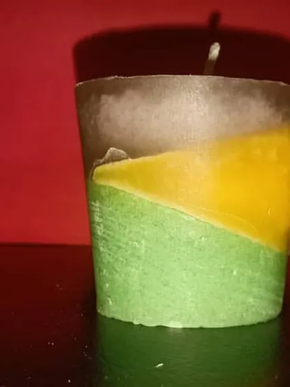 Another look at my handmade layered candle. The rustic texture and color combination give it a very earthy and natural feel.