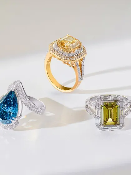 Photographing jewelry is about making the stones and metal come to life. This clean, bright shot for Solitario Diamonds highlights the unique character of each ring, focusing on the clarity of the diamonds and the brilliance of the colored gems.