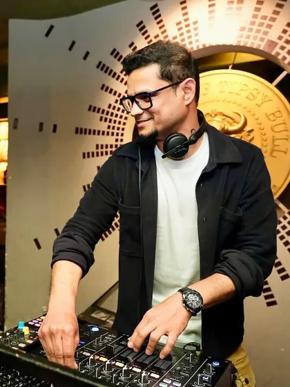 A click from my residency at Tipsy Bull Brewhouse. You can find me here spinning the best tracks and keeping the party going. Follow me for more updates!