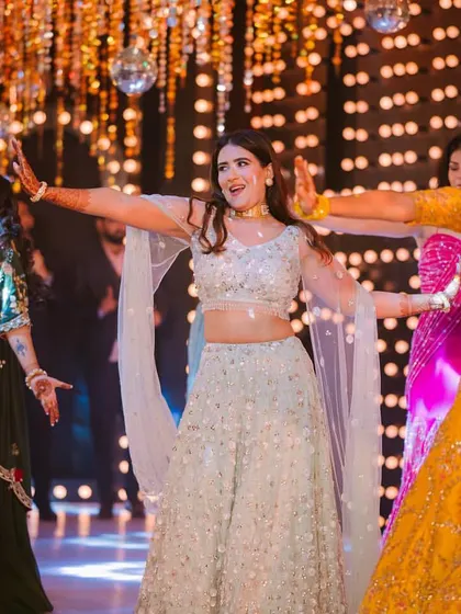 The bride takes center stage, flanked by her best friends. My group choreography always ensures the bride remains the star while letting her entire squad have their moment to shine with her.