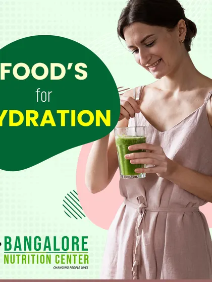 Hydration is key for metabolism and energy. I teach you how to make hydration enjoyable and nutritious, for example by creating healthy green smoothies that are both refreshing and packed with vitamins.