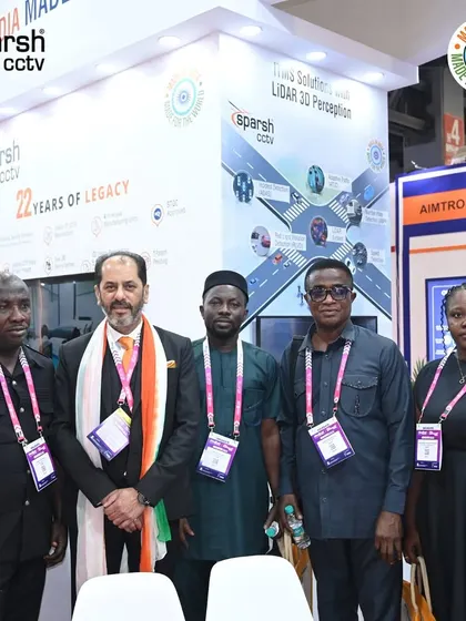 Posing with a delegation from Nigeria at IndiaSoft & Convergence 2025. I am proud to showcase my Made in India solutions to a global audience.
